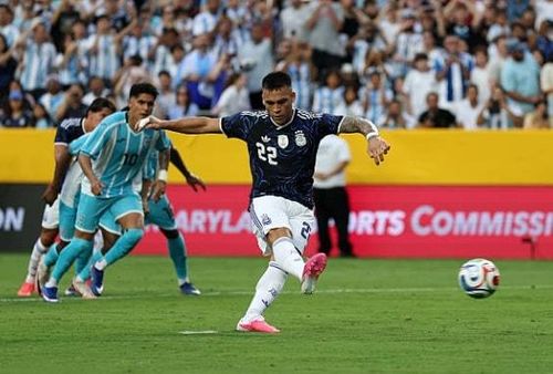 Lautaro khai thông thế bế tắc cho Argentina.
