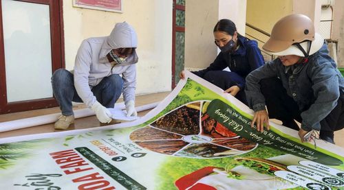 Chuẩn bị các điều kiện cho phiên chợ số.
