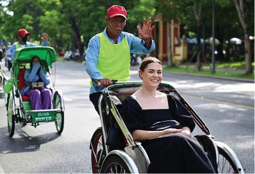  Quanh Huế bằng xích lô