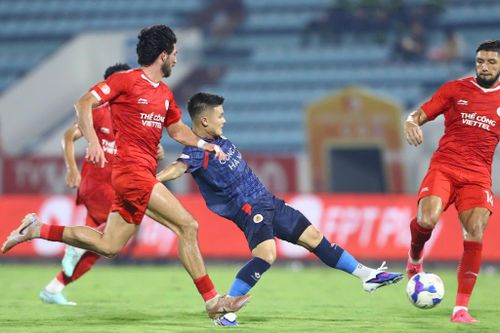 CLB Công an Hà Nội thua sát nút Thể Công Viettel (Ảnh: Minh Tú).