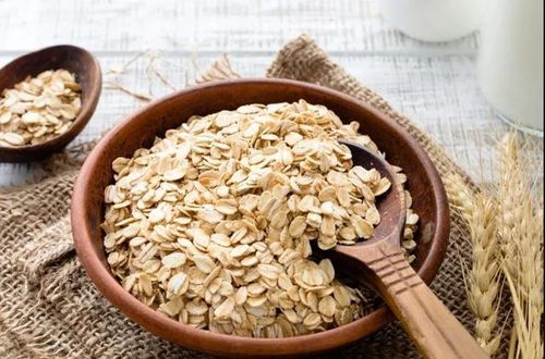 Chọn yến mạch nguyên chất giúp giảm cân tốt hơn.