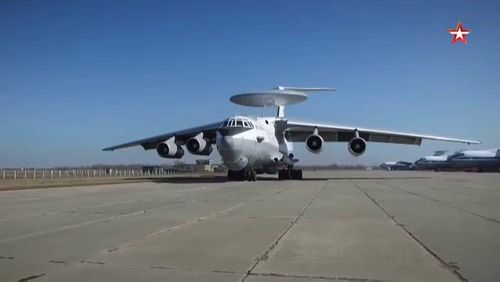 Bên cạnh đó, 1 máy bay khác được quan sát thấy tại căn cứ không quân Vorkuta - Sovetsky thuộc Cộng hòa Komi, cách Ukraine khoảng 2.300 - 2.400 km.