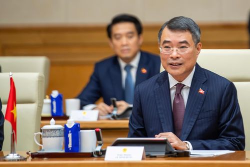  Thủ tướng Lê Minh Hưng phát biểu tại cuộc hội đàm với Thủ tướng Thái Lan Anutin Charnvirakul. Ảnh: Việt Linh. 