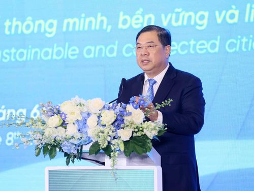 Đồng chí Phạm Gia Túc, Ủy viên Bộ Chính trị, Phó Thủ tướng Thường trực Chính phủ phát biểu định hướng. Ảnh: An Đăng - TTXVN