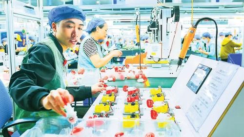 Dây chuyền sản xuất của Công ty trách nhiệm hữu hạn GFT Unique Việt Nam (xã Nam Thanh Miện, Hải Phòng). (Ảnh: NGUYÊN NGUYÊN)