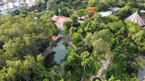 Công viên Lê Thị Riêng ngày nay được xây dựng trên phần đất cũ của Nghĩa địa Đô Thành.
