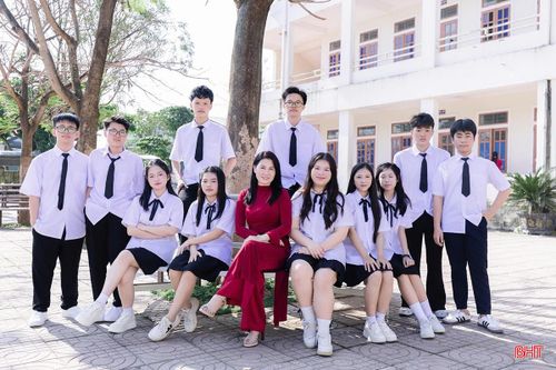 Với sự nỗ lực không ngừng, Lê Thùy Phương đã đạt được nhiều thành tích ấn tượng ở những năm học THCS.