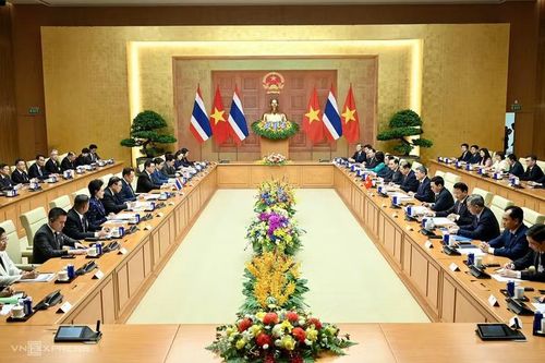Cuộc hội đàm giữa hai Thủ tướng tại trụ sở chính phủ ngày 8/6. Ảnh: Giang Huy