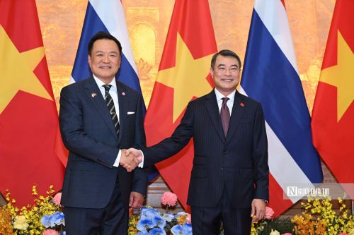Thủ tướng Lê Minh Hưng và Thủ tướng Vương quốc Thái Lan Anutin Charnvirakul