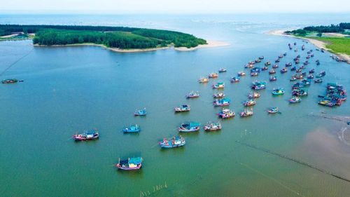 Kinh tế biển - thế mạnh truyền thống của vùng đất Ngọc Sơn đang tiếp tục khẳng định vai trò trụ cột.