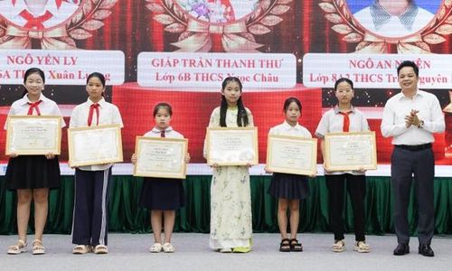  6 em học sinh giành giải A Cuộc thi vẽ tranh theo sách tỉnh Bắc Ninh năm 2026. 