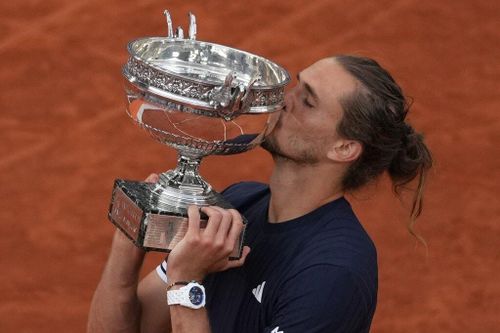 Alexander Zverev vô địch Roland Garros 2026: Chấm dứt nỗi ám ảnh Grand Slam  sau 5 set kịch tính - Báo Đà Nẵng