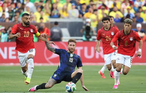 Ai Cập (áo đỏ) kỳ vọng sẽ có lần đầu vượt qua vòng bảng World Cup. Ảnh: Getty Images