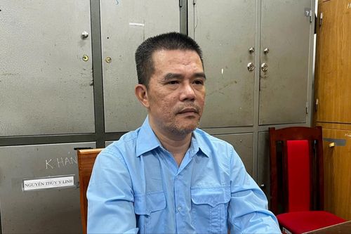 Ngọc "sùi" tại cơ quan công an. Ảnh: Đức Tâm