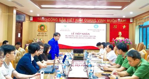 Trung ương Hội Thầy thuốc trẻ Việt Nam trao đổi định hướng hợp tác, thúc đẩy ứng dụng trí tuệ nhân tạo trong lĩnh vực y tế.
