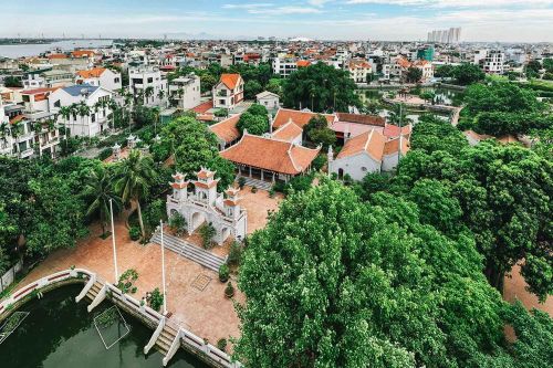 Chùa Bắc Biên nơi lưu giữ nhiều ký ức về làng cổ bên bờ sông Hồng. Ảnh: Phạm Tuấn Anh - TTXVN