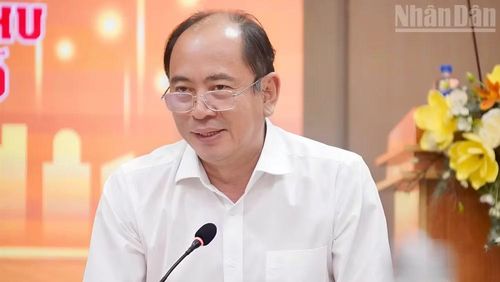 Phó Giáo sư, Tiến sĩ, bác sĩ Tăng Chí Thượng, Giám đốc Sở Y tế Thành phố Hồ Chí Minh phát biểu.
