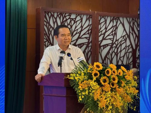 Ông Nguyễn Văn Được, Phó Bí thư Thành ủy, Chủ tịch Ủy ban nhân dân Thành phố Hồ Chí Minh phát biểu tại hội nghị.