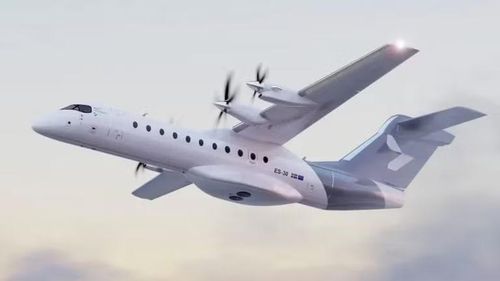 Heart Aerospace ES-30 là máy bay khu vực 30 chỗ, dùng động cơ lai điện. Khi chạy pin thuần, nó có thể bay 200km không phát thải, chế độ lai đạt 400km với tải đầy hoặc 800km khi ít khách. Hãng dự kiến đưa vào khai thác năm 2028.
