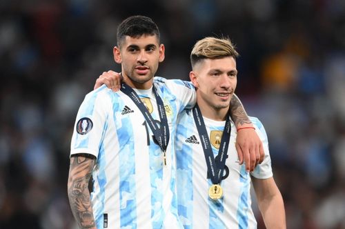 Romero và Lisandro Martinez vô địch World Cup 2022 - Ảnh: SunSport