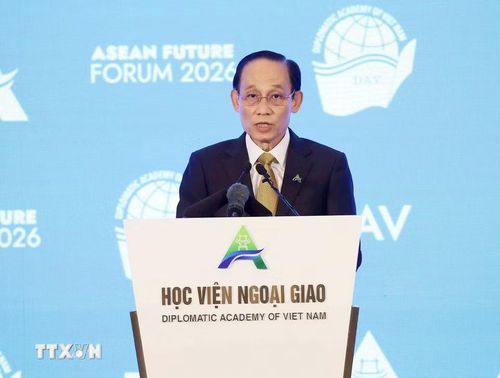 Đồng chí Lê Hoài Trung, Bộ trưởng Bộ Ngoại giao phát biểu chào mừng. (Ảnh: An Đăng/TTXVN)