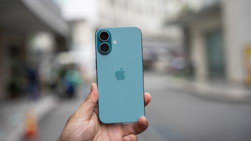 Dòng 16 series hiện có 5 phiên bản với mức giá khác nhau