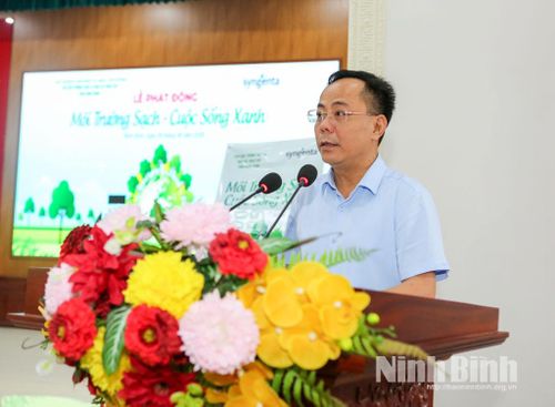 Đồng chí Nguyễn Sinh Tiến, Phó Giám đốc Sở Nông nghiệp và Môi trường phát biểu tại chương trình.