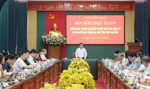 Quanh cảnh Hội nghị tại điểm cầu chính.