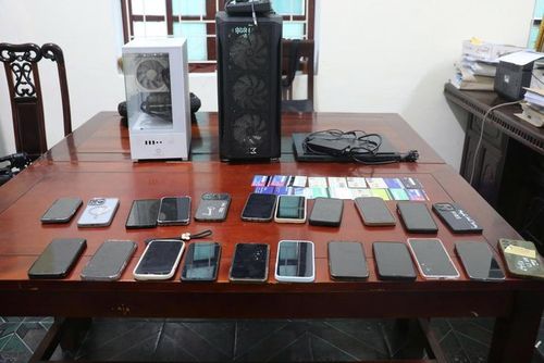 Tang vật vụ án.