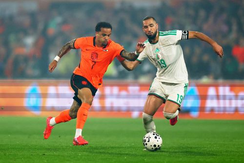 Tại World Cup 2026, áo đấu không chỉ là trang phục thi đấu, mà còn là item để mỗi đội tuyển kể câu chuyện về bản sắc quốc gia, tinh thần bóng đá và phô diễn phong cách thời trang đương đại. Tuy nhiên, không phải thiết kế nào cũng được đón nhận tích cực. Trong 48 đội tuyển tham dự, một số mẫu áo sân nhà bị đánh giá thiết kế thiếu tinh tế, màu sắc phô trương hay thể hiện ý nghĩa lịch chưa thuyết phục. Dưới đây là những mẫu áo gây thất vọng tại giải bóng đá lớn nhất hành tinh năm nay, theo nhận định của cây bút Nick Miller trên The Athletic.