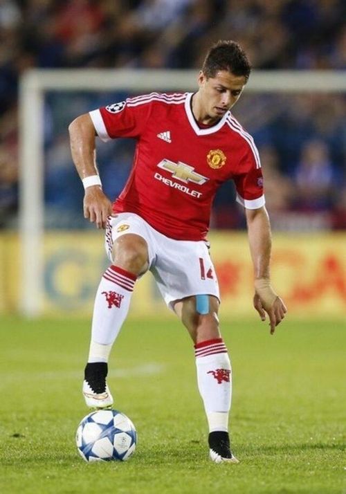  Chicharito thời còn khoác áo MU. 