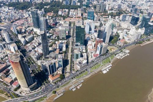 Theo Bộ Xây dựng, cả nước có khoảng 4.500 dự án bất động sản gặp vướng mắc với tổng vốn tồn đọng khoảng 3,3 triệu tỷ đồng. Ảnh: Quỳnh Danh.