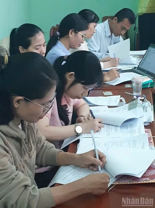 Ủy ban nhân dân xã Phước Dinh, tiếp tục hoàn thiện hồ sơ bồi thường để bảo đảm tiến độ thực hiện dự án