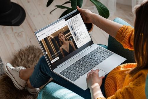 Agentic Shopping Assistant, trợ lý AI dành cho ngành bán lẻ giúp ích cho việc kinh doanh.
