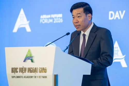 Thứ trưởng Ngoại giao Nguyễn Mạnh Cường phát biểu tại phiên bế mạc. Ảnh: Minh Châu
