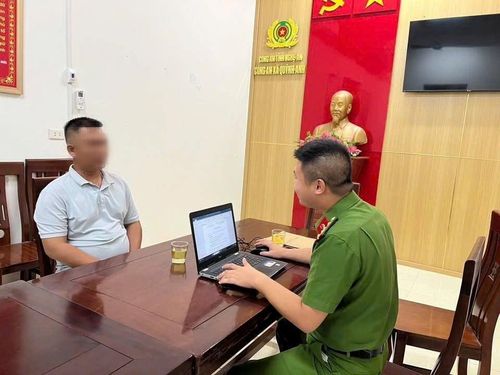 Công an xã Quỳnh Anh đã mời anh N.B.Đ. lên trụ sở để làm rõ thông tin phản ánh liên quan việc con trai bị bạo hành.