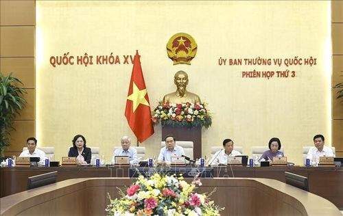 Chủ tịch Quốc hội Trần Thanh Mẫn chủ trì Phiên họp thứ 3 của Ủy ban Thường vụ Quốc hội. Ảnh: Doãn Tấn/TTXVN.