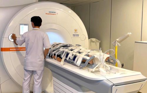 Bệnh viện Đà Nẵngđã triển khai dịch vụ y tế chất lượng cao dành cho du khách tại phòng khám yêu cầu, phòng khám quốc tế, phòng khám thẩm mỹ.