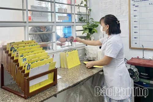 Người tham gia chương trình điều trị nghiện các chất dạng thuốc phiện bằng thuốc Methadone được cấp phát thuốc theo quy định.