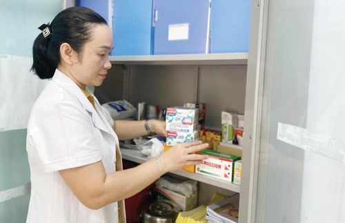 Chuẩn bị đầy đủ vật tư y tế để chăm sóc sức khỏe cho thí sinh 