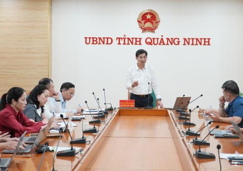 Phó Chủ tịch UBND tỉnh Nguyễn Văn Công phát biểu kết luận hội nghị. Ảnh: Q.M.G