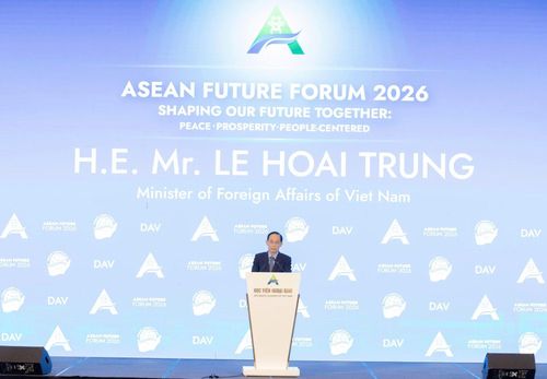 Bộ trưởng Ngoại giao Lê Hoài Trung nêu bật bảy điểm nhấn của Diễn đàn Tương lai ASEAN lần thứ ba.
