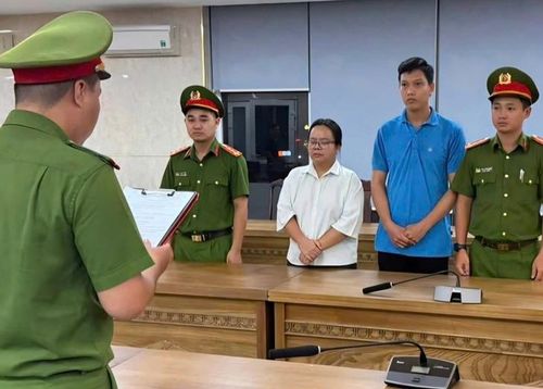 Khởi tố 3 đối tượng kinh doanh sách điện tử trái phép. Ảnh: Công an TP Đà Nẵng