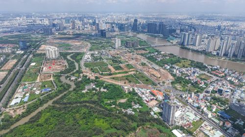 Việc phân cấp, phân quyền phải có tính thống nhất, chặt chẽ, linh hoạt và hiệu lực, hiệu quả trong quy định về thẩm quyền quản lý đất đai. Ảnh: THUẬN VĂN