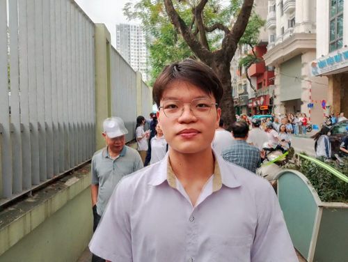 Thí sinh Bùi Phan Đăng Anh hy vọng hai môn còn lại đạt kết quả tốt