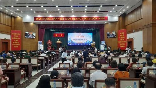 Quang cảnh hội nghị.