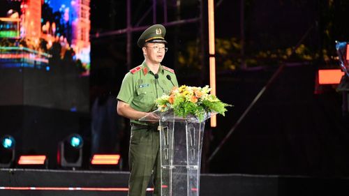  Thiếu tướng Phạm Kim Đĩnh phát biểu khai mạc chuỗi sự kiện. Ảnh: MẠNH THẮNG 