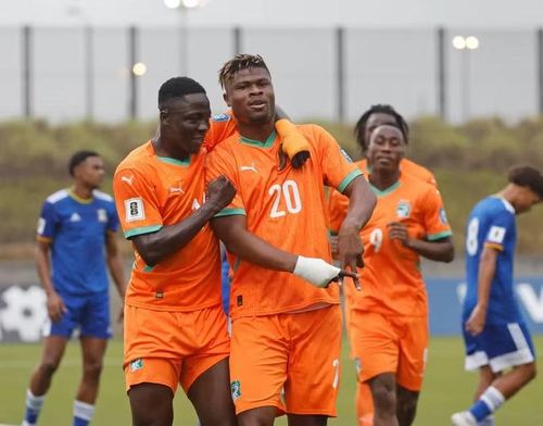 Bờ Biển Ngà mang đến World Cup 2026 lực lượng trẻ nhất giải, với độ tuổi trung bình 25,85, trong khi Ecuador xếp tiếp theo với 26,08 tuổi. Craig Gordon là cầu thủ lớn tuổi nhất