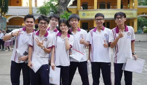 Thí sinh tham gia Kỳ thi tốt nghiệp THPT năm 2026 tại Điểm thi Trường THPT Trưng Vương.