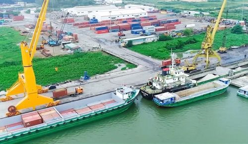 Hạ tầng logistics của Cần Thơ và ĐBSCL còn nhiều điểm nghẽn.
